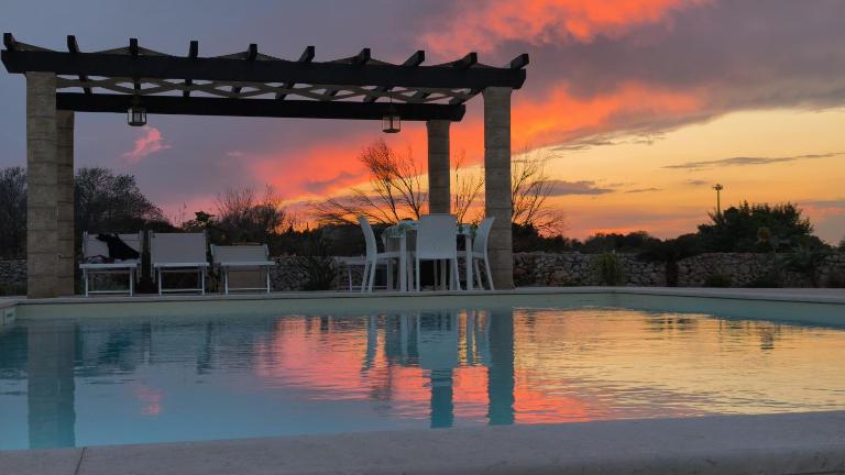Dimora Ghibli Villa con piscina privata, Salento - Bed and Breakfast Torre Vado