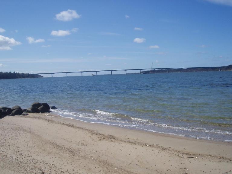 Strandhuset Holiday Home - B&B Glyngøre