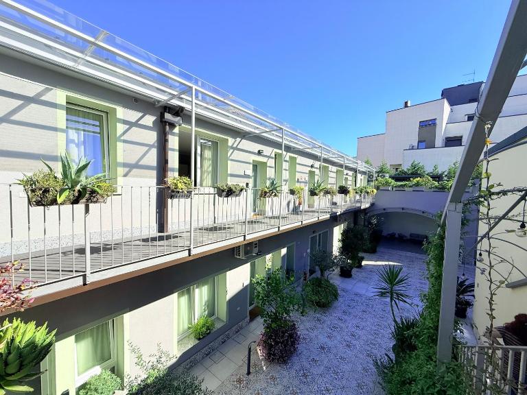 Il Giardino degli Ulivi P1 - B&B Lissone