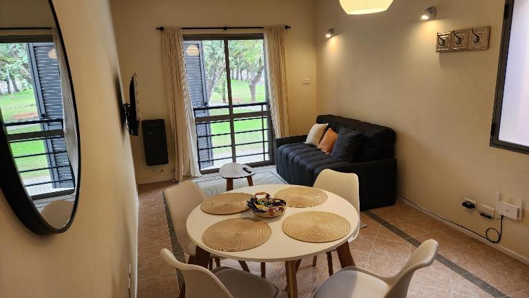 Departamento Centrico con vista única a Plaza Sarmiento - B&B San Nicolás de los Arroyos