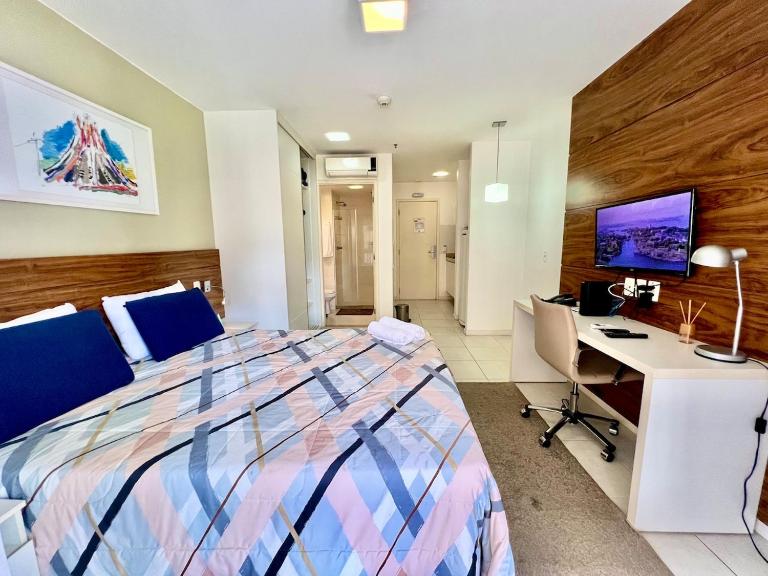 Fusion 911 9 Andar - 6 min da Esplanada - Academia, Piscina Aquecida, Sauna, Garagem - By Hospede Fácil - B&B Brasilia