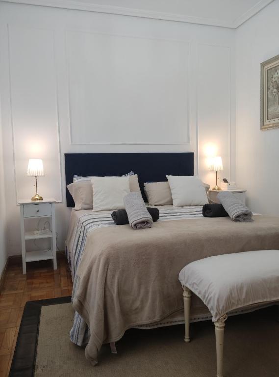 BIENVENIDOS a CASA PINO CENTRO - B&B Logroño