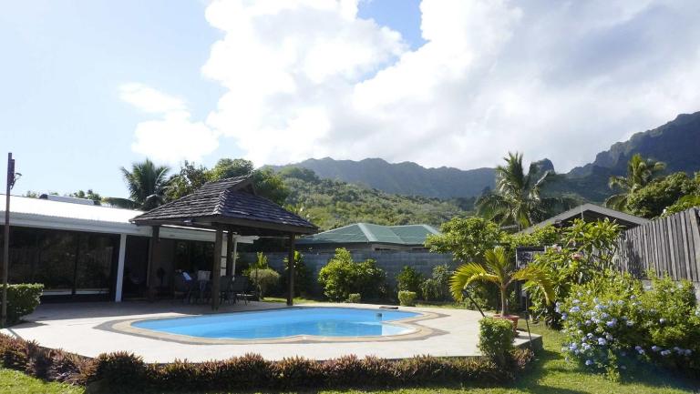 Moorea - Hitiarii Pool House - B&B Maharepa