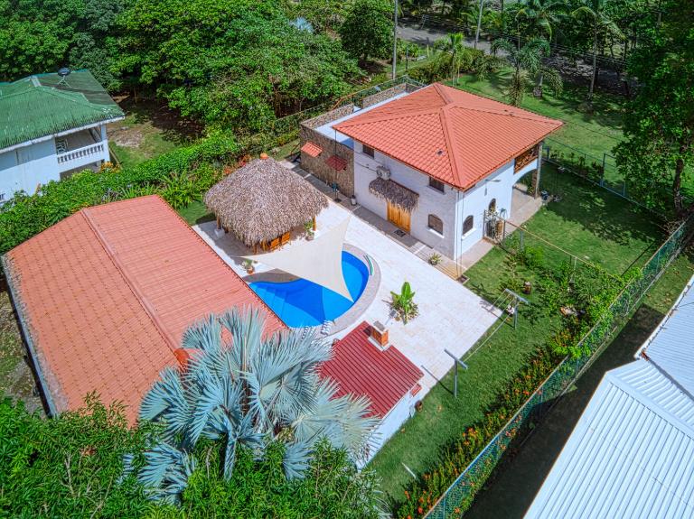 Casa Mariposa - Bed and Breakfast Esterillos Oeste