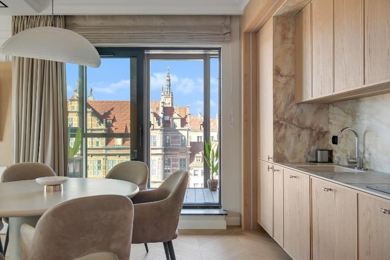 Deo Plaza Luxury Apartments by Blue Mandarin - Ferienwohnung Danzig