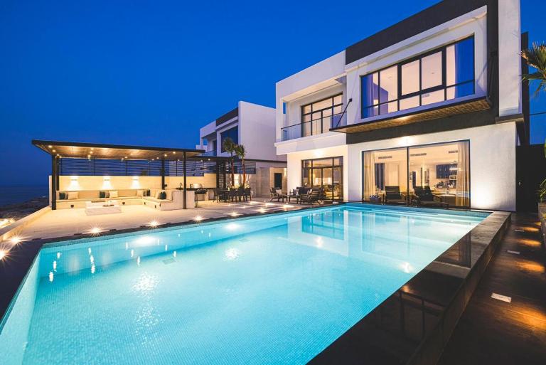 Luxury Villa 8 BR Sea and Mountain View with infinity pool - Al Dana Island Fujairah - B&B Fujairah