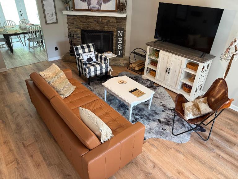 The Nest - A Getaway with a Huge Game Room - B&B Ranger