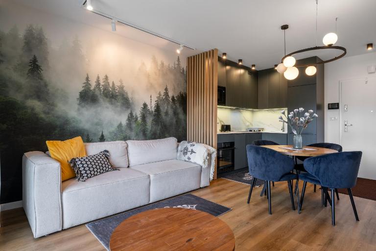 Górski Mech - Apartamenty Zakopiańskie Sauna & Jacuzzi & Siłownia & Plac Zabaw - Chambres d'hôtes Zakopane