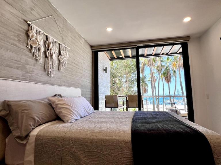 Baja Ocean View - Bed and Breakfast La Paz