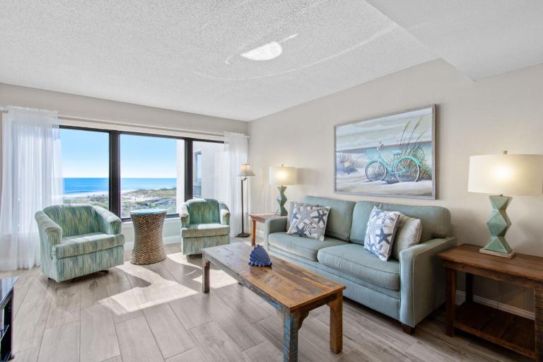 Amelia Surf and Racquet Club Condo - 4th Floor Ocean Front - Pools - Tennis Courts - Sleeps 4 - B&B Fernandina Beach