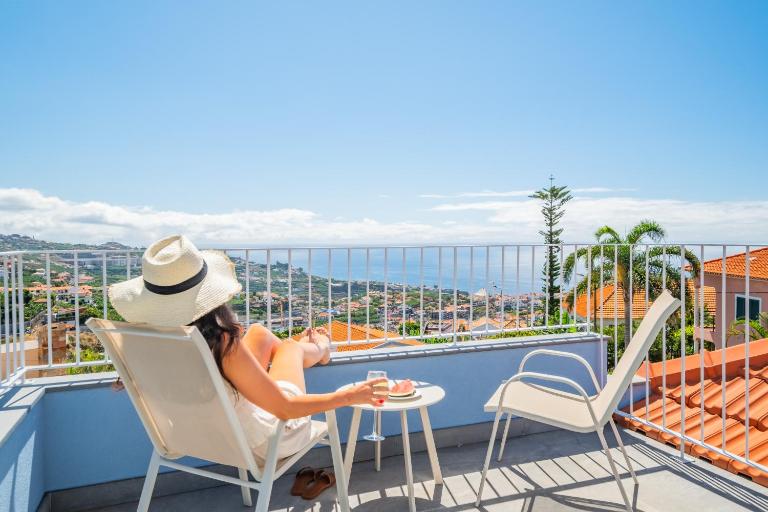 The Vinehill House - Bed and Breakfast Câmara de Lobos