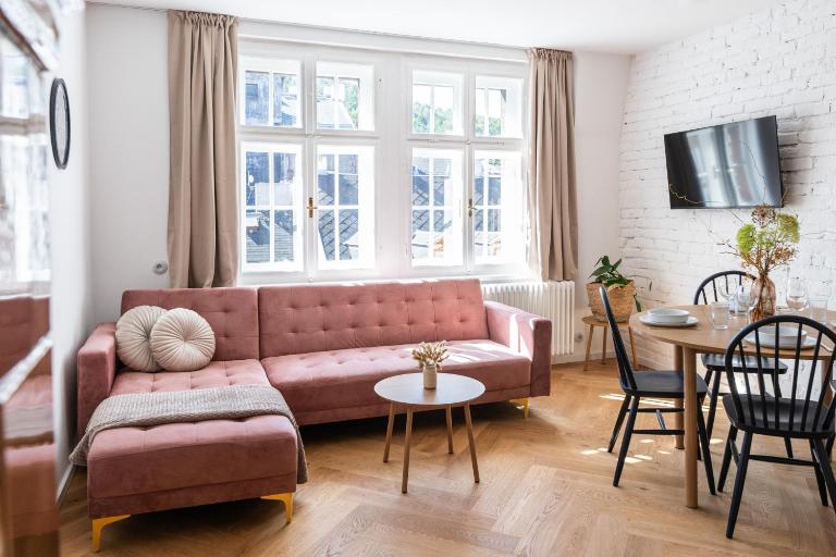 Arch & Edge - Design Project Karlovy Vary - B&B Karlovy Vary