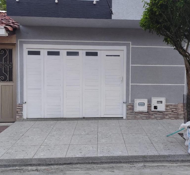 Hermosa casa en Cartago V - Chambres d'hôtes Cartago