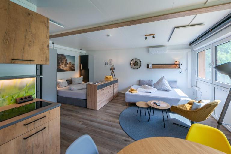 Stadel Chalet Kunterbunt - Bed and Breakfast Ried im Oberinntal
