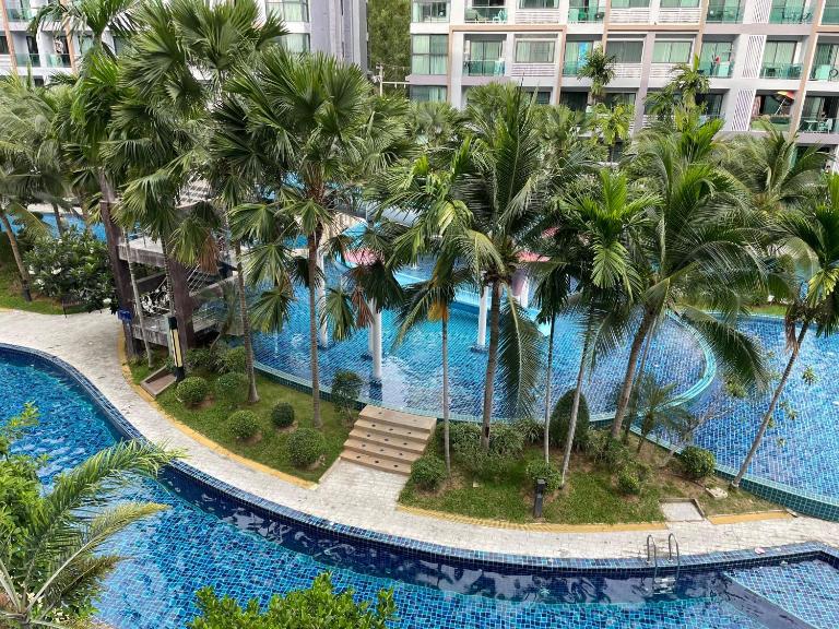 Dusit Grand Park - Bed and Breakfast Jomtien