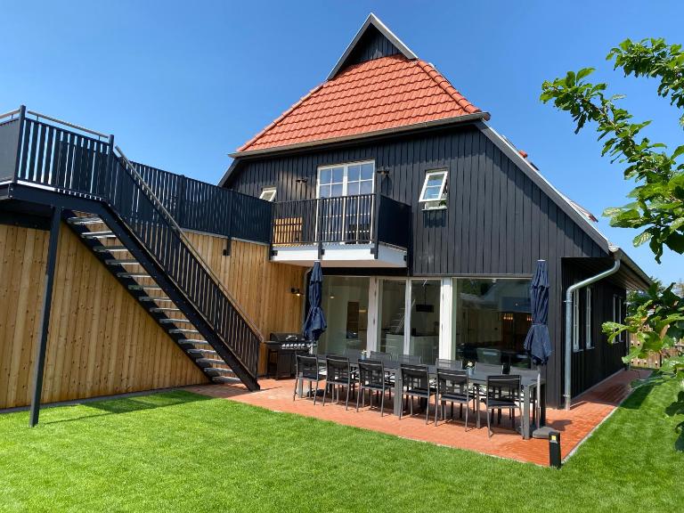 FH Magnolia fuer 12 Pers. mit Terrasse + Dachterasse - Chambres d'hôtes Born