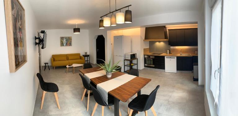 Gîte cosy 5 à 7 personnes - B&B La Ferté-Macé