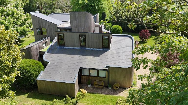Unique & Rural Child Friendly Annexe with Large Gardens, Games & Tennis Court - Chichester Holiday Properties - B&B Chichester