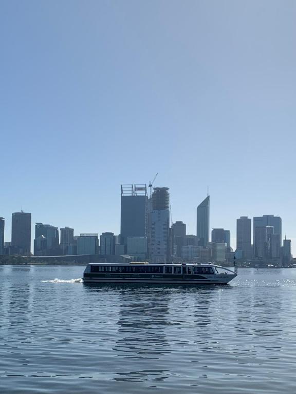 10/17 Richardson Street, South Perth - Chambres d'hôtes Perth