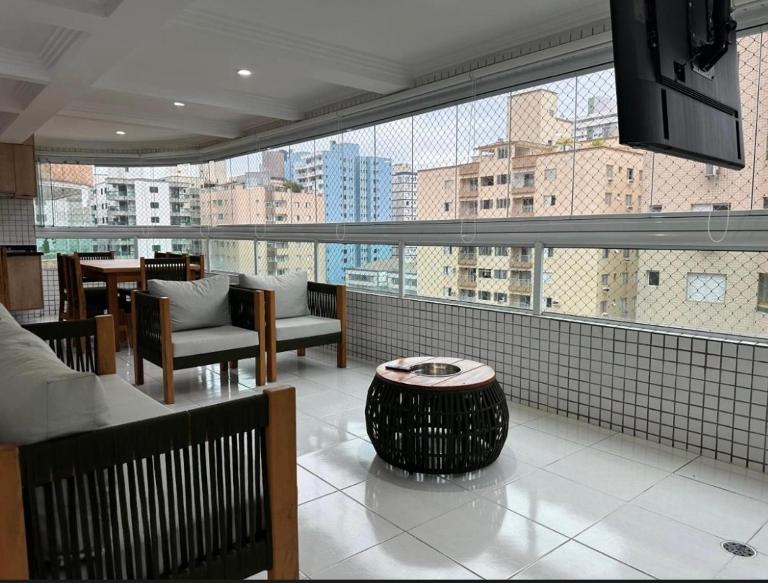 Apartamento Praia Grande vila tupi - NOVO - Chambres d'hôtes Praia Grande