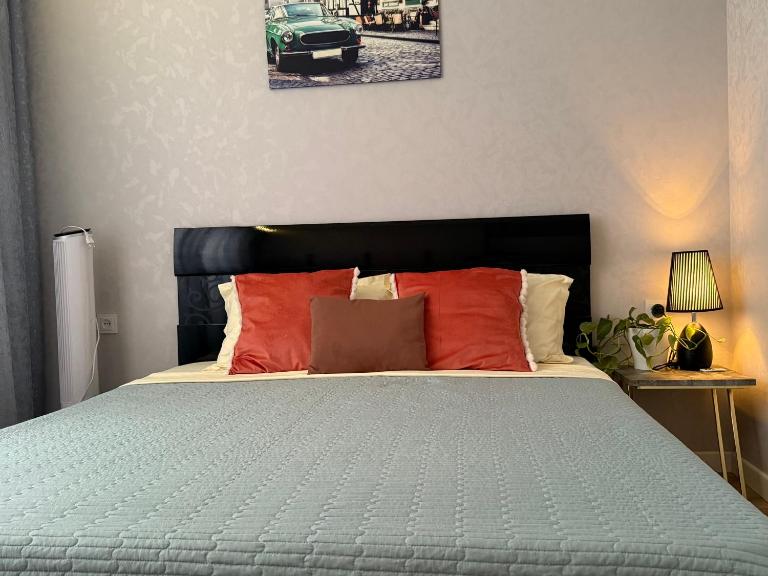 Modern Apt near Mega Mall - B&B Almaty