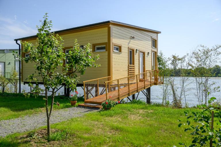 Norbi cölöpház - B&B Tiszafüred