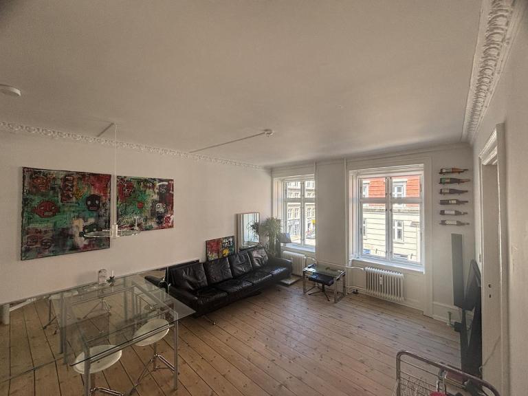 3-Room Luxury Nørrebro Artist Apartment - B&B Copenhagen