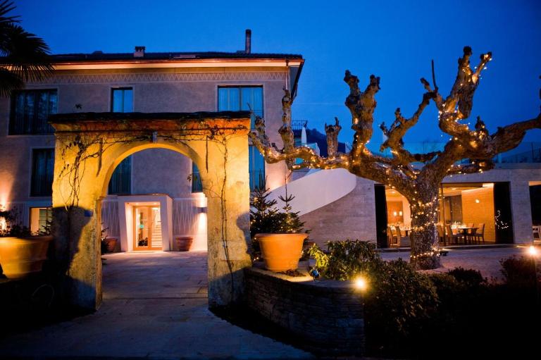 Giardino Lago Bed&Breakfast - B&B Minusio
