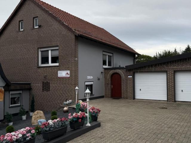 Ferienhaus nähe Lamspringe mit 5 Schlafzimmer - B&B Winzenburg