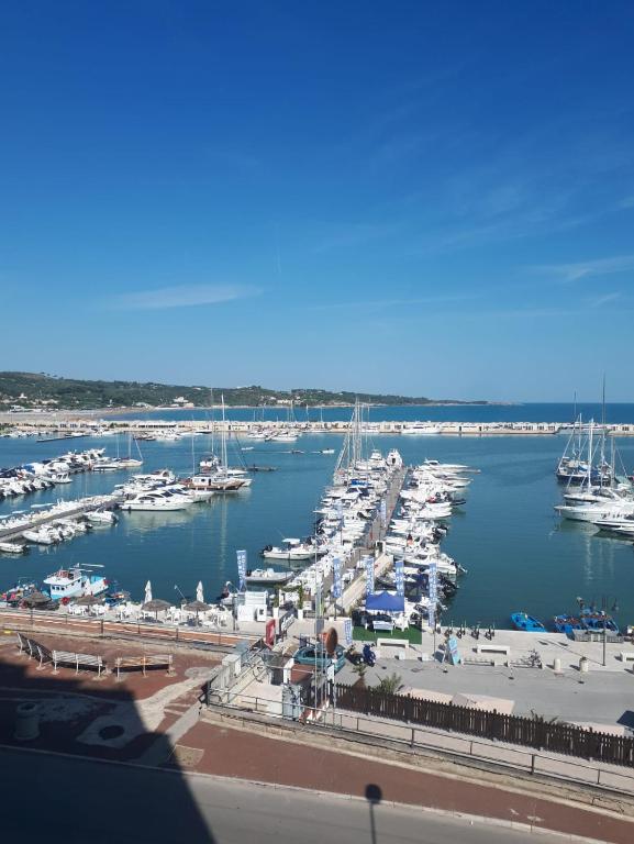 Casetta bianca sul porto - Ferienwohnung Vieste