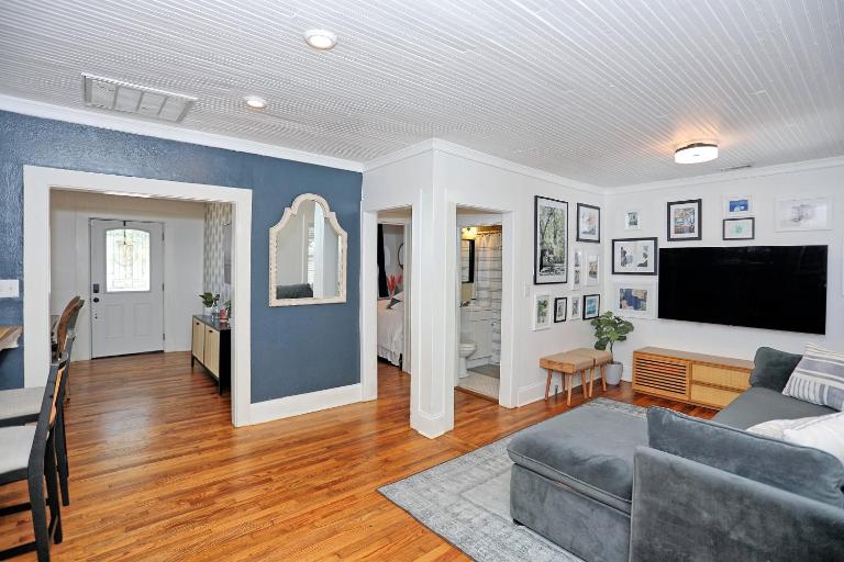 Adorable Bungalow Near City Marina & Tybee Beach - Ferienwohnung Savannah