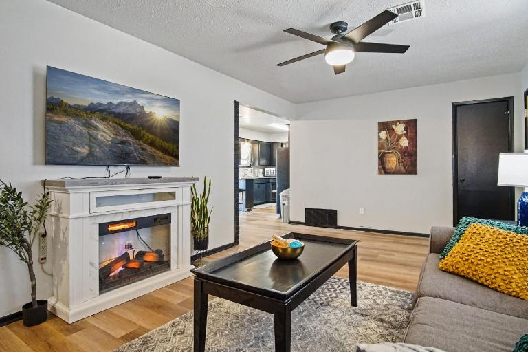 The Cozy Haven 3BR Home near Tinker AFB - B&B Del City