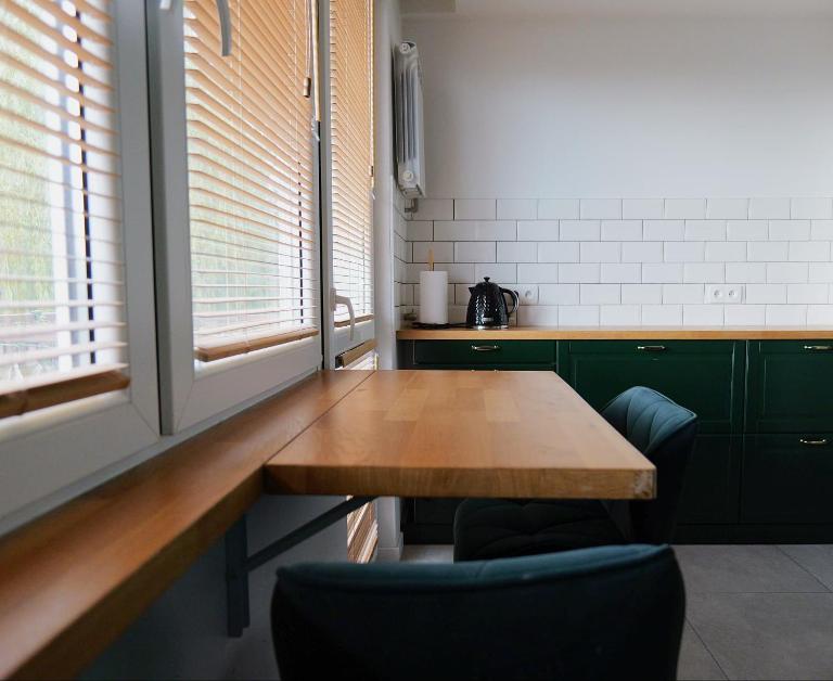 Fabryczna Apartment & private parking - B&B Lodz