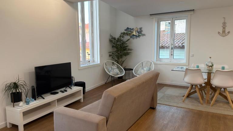 Up Lavie DUX - B&B Aveiro