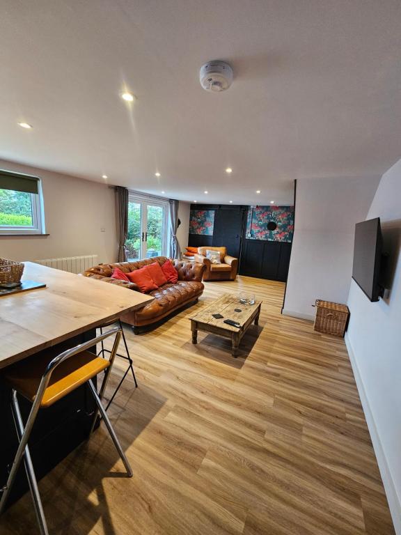 Upper Winstone Pond Lodge - B&B Isle of Wight