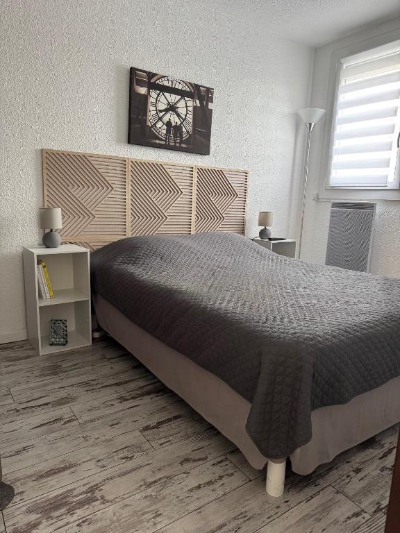 Cap Parenthèse By L'Avenue - T2 Familial - Proche plage, Seaquarium - 2e étage - Parking privé - B&B Le Grau-du-Roi