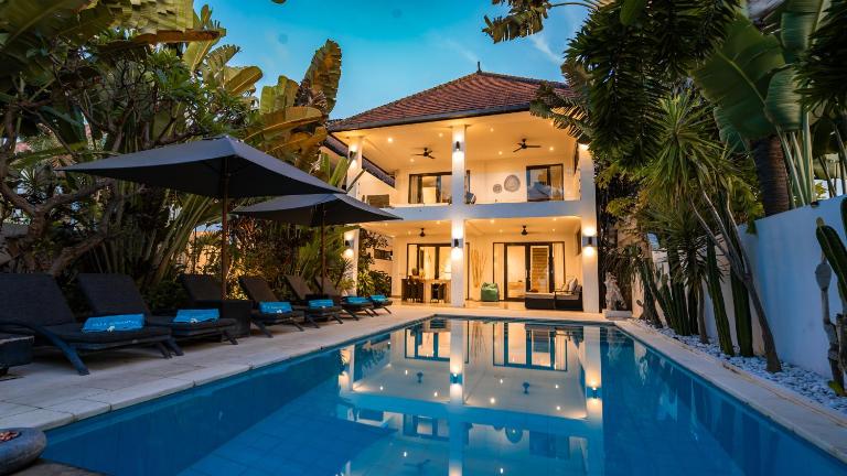 villa Romantika - B&B Lovina