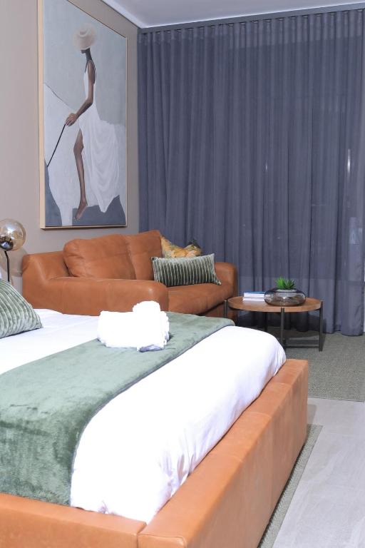 Green Serene Studio, Menlyn Maine Residences 826 - Chambres d'hôtes Pretoria