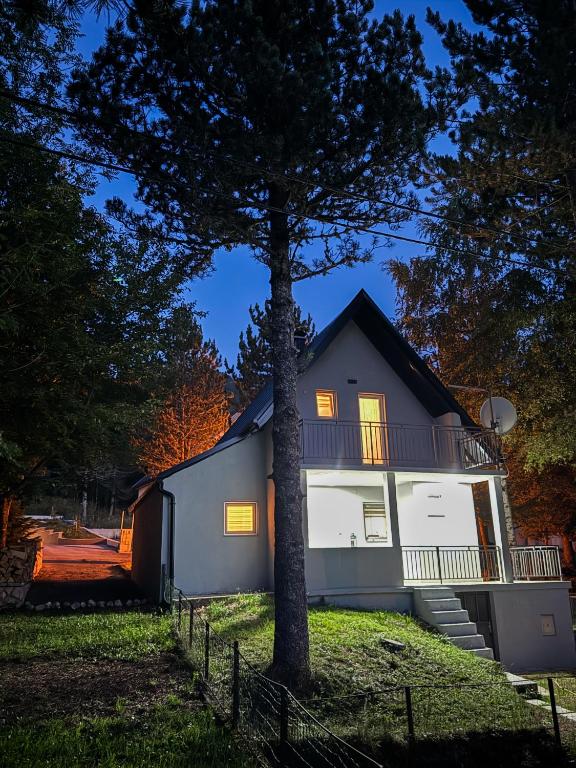 Pineta Blidinje - B&B Donji Palež