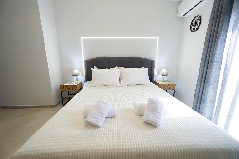 Lassani Apartments - Bed and Breakfast Kastoria