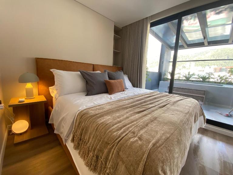 Living 82T - Building - B&B Bogotá