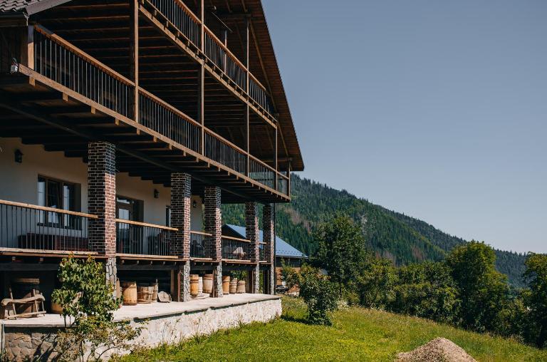 Файно - Ferienwohnung Biloberizka