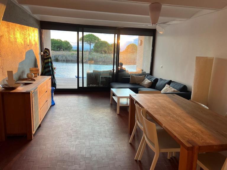 Maison de vacances avec son ponton privatif - B&B Le Barcarès