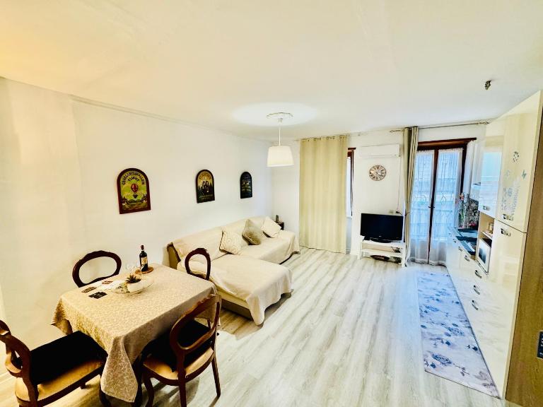 Appartamento Lana zona terme Centro e vicino a Villa Igea - Chambres d'hôtes Acqui Terme