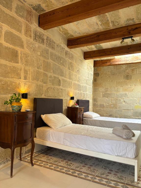 300 year old Townhouse near Mdina - Chambres d'hôtes Rabat