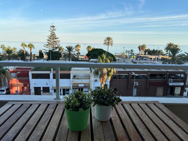 Precioso apartamento frente a la playa - B&B Torre del Mar