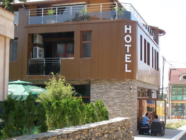 Guesthouse Avenue - B&B Kirkovo