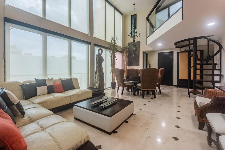 Lotus - 3 BDR Penthouse in the middle of town! - Ferienwohnung Playa del Carmen