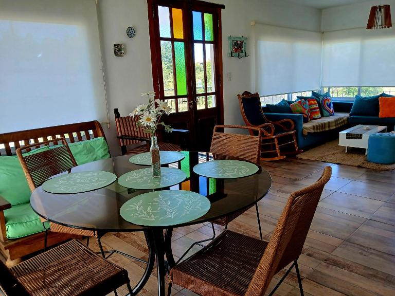 Luminosa casa en El Volcán - B&B El Volcán