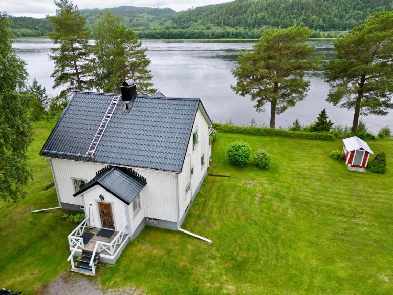 The Riverside - B&B Undrom